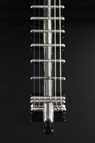 head-stock-close-up